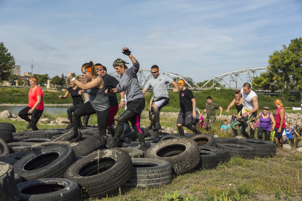 Mud Runners Living Healthy Lifestyles All Four Seasons Near The Red River and Grand Forks Greenway Mud Runners Living Healthy Lifestyles All Four Seasons Near The Red River and Grand Forks Greenway