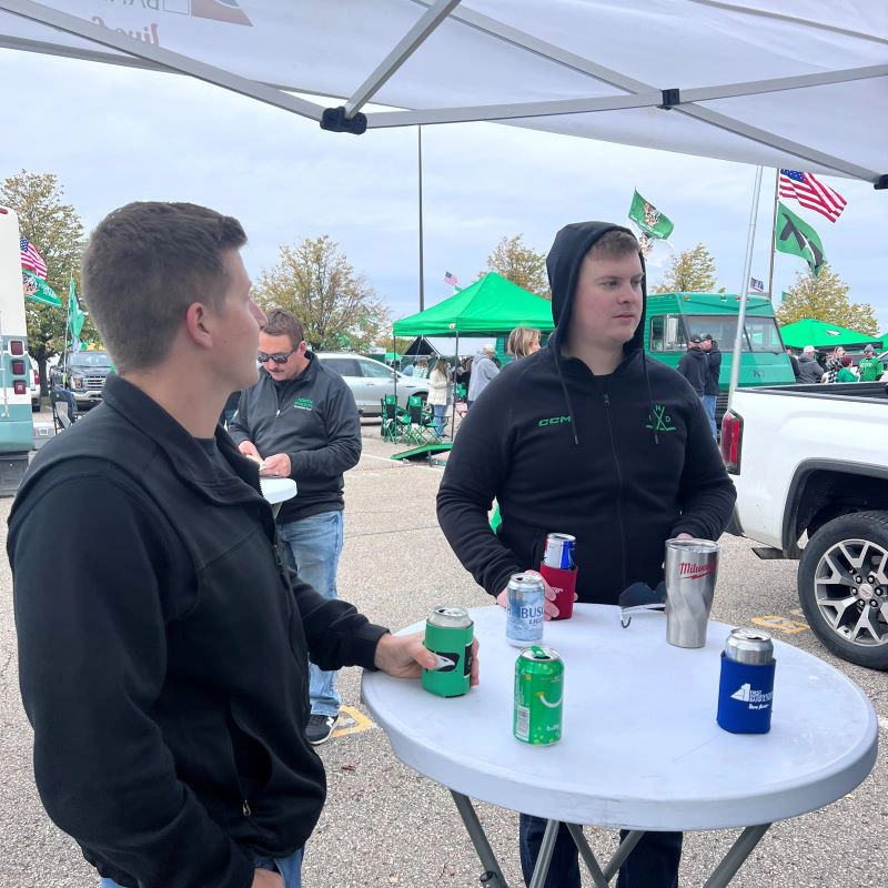 und-football-tailgate UND Football Tailgate in Grand Forks.